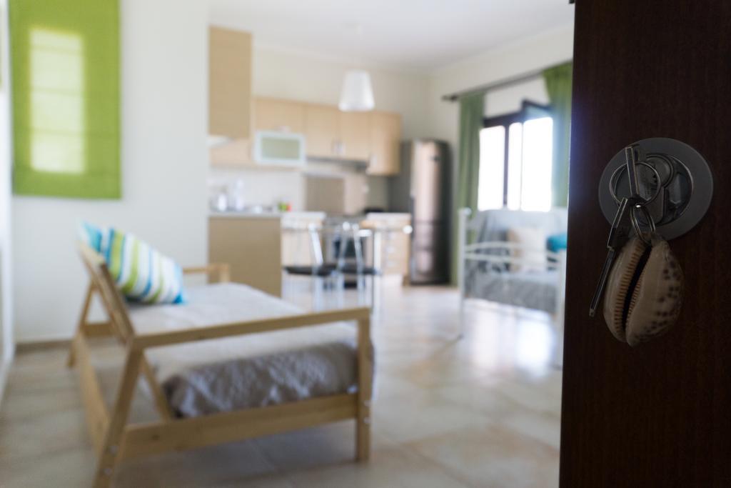 Porfyra'S Island Apartman Makríjalosz Kültér fotó