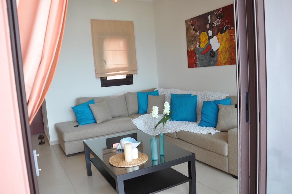 Porfyra'S Island Apartman Makríjalosz Kültér fotó