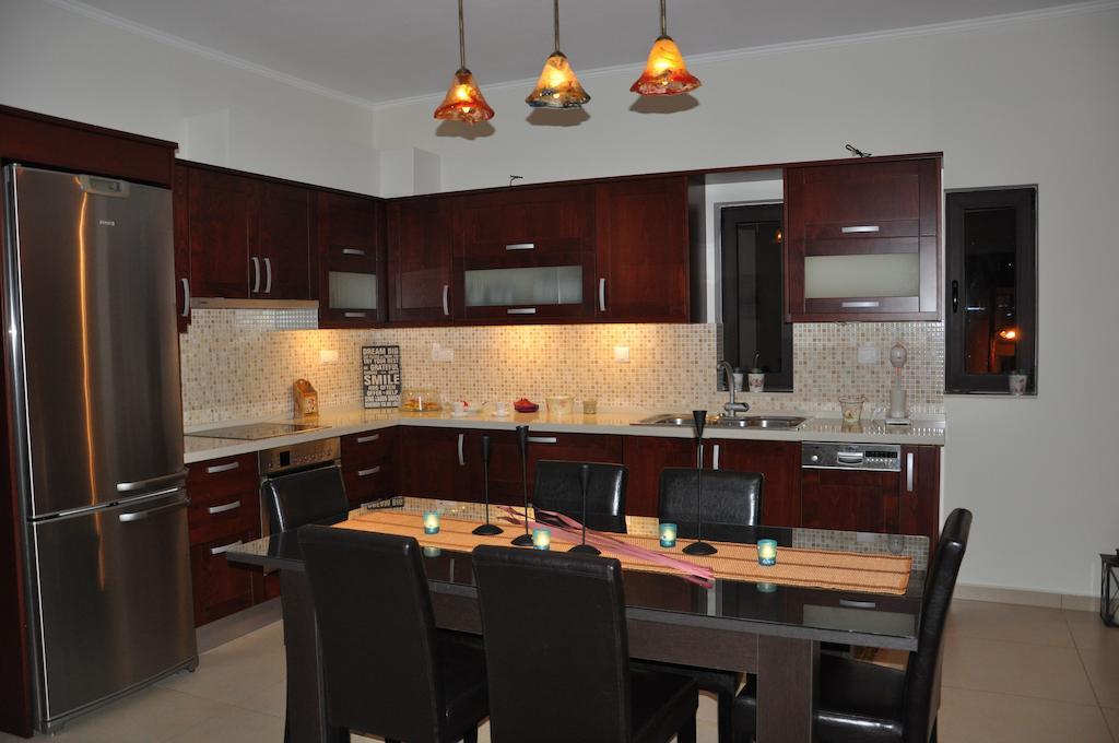 Porfyra'S Island Apartman Makríjalosz Szoba fotó