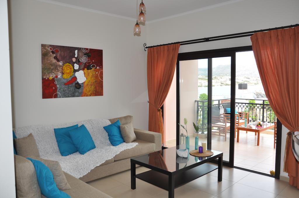 Porfyra'S Island Apartman Makríjalosz Kültér fotó
