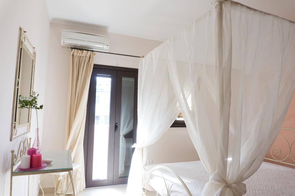Porfyra'S Island Apartman Makríjalosz Kültér fotó